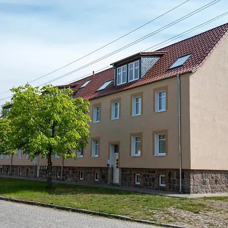 Vip Apb 63qm 3 Zi Dachgeschoss Klimaanlage Grosse Wohnkueche Grosses Bad 2 Wcs 3 Betten 1 Schlafsofa Schwedt