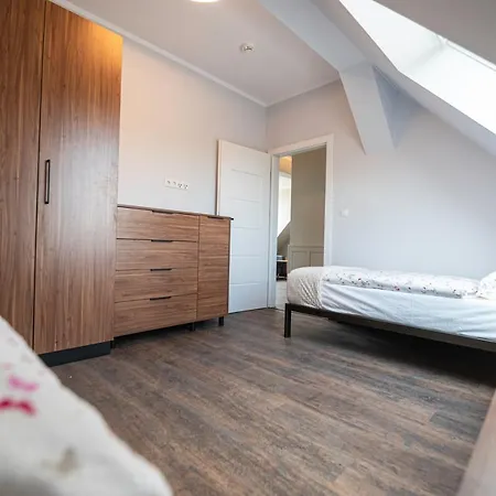 아파트 Vip Apb 63qm 3 Zi Dachgeschoss Klimaanlage Grosse Wohnkueche Grosses Bad 2 Wcs 3 Betten 1 Schlafsofa