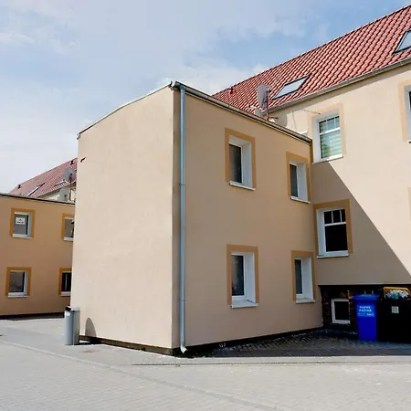 Vip Apb 63qm 3 Zi Dachgeschoss Klimaanlage Grosse Wohnkueche Grosses Bad 2 Wcs 3 Betten 1 Schlafsofa * Schwedt